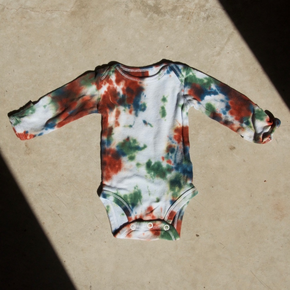 tie dye onesie [newborn]